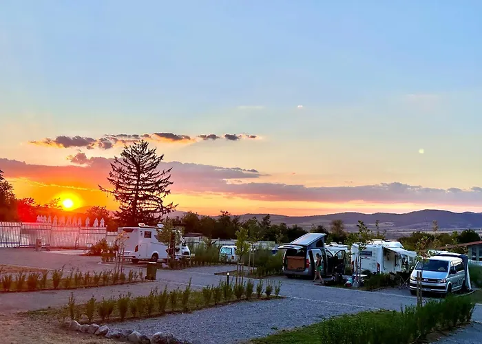 7 Lakes Camping